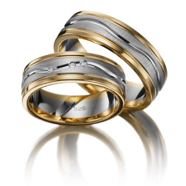Двухцветные матовые необычные обручальные кольца с фактурной поверхностью на заказ (Вес пары: 15 гр.)