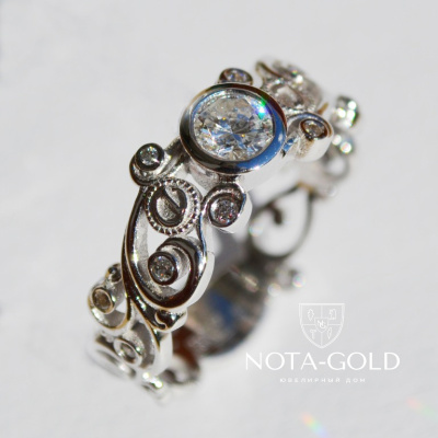 Женское кольцо с инициалами из белого золота и бриллиантами на заказ (Вес: 5 гр.)