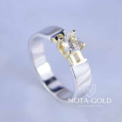Золотое кольцо с крупным бриллиантом 0,80 карат плоского профиля из двух оттенков золота (Вес: 6,5 гр.)