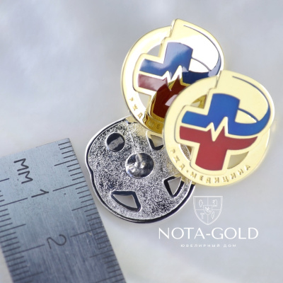Золотые нагрудные значки с эмалью и логотипом (Вес 3 гр.)