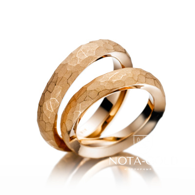 Матовые необычные обручальные кольца с фактурной поверхностью на заказ (Вес пары: 13 гр.)