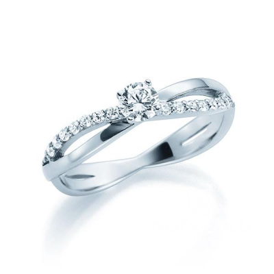 Помолвочное кольцо бесконечность из белого золота с бриллиантами 0,24 карат (Вес: 3,5 гр.)