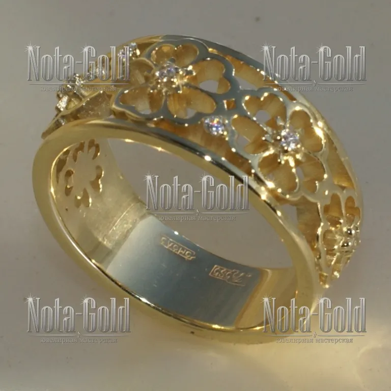 Ювелирная мастерская Nota-Gold изготовила золотое женское кольцо на заказ.