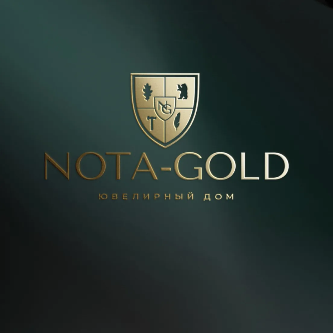 Женская печатка с бриллиантами из золота с эмалью