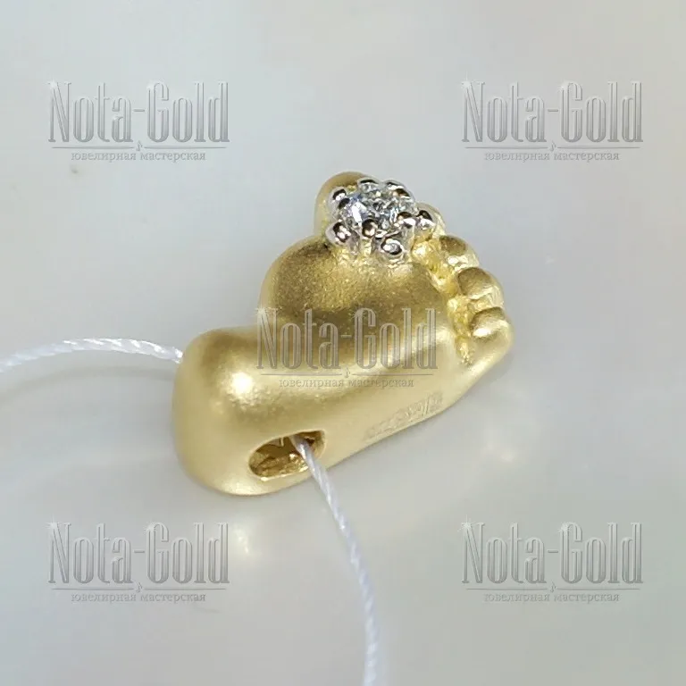 Ювелирная мастерская Nota-Gold изготовила подарок на рождение ребенка