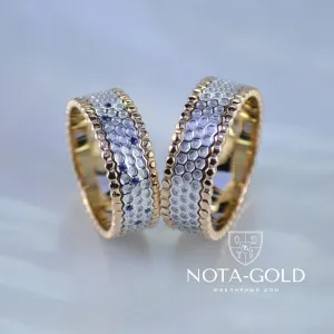 Обручальные кольца пчелиные соты мелкие с сапфирами (Вес пары: 12,5 гр.)