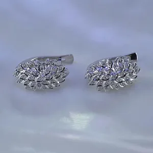Серьги из белого золота в виде листочков с бриллиантами (Вес: 4,35 гр.)