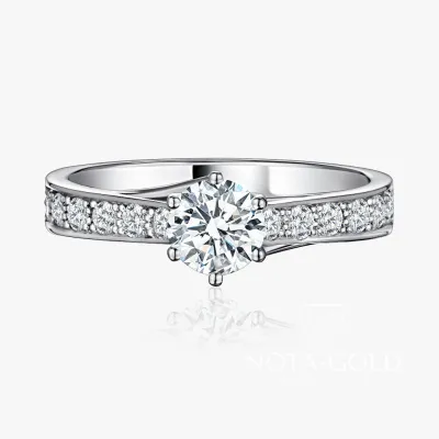 Кольцо из белого золота с лабораторным бриллиантом 0,7ct и дорожкой лабораторных бриллиантов (Вес 3,4 гр. )