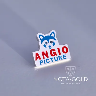 Значок Angio из белого золота с сапфирами и эмалью (Вес 2,8 гр.)