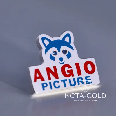 Значок Angio из белого золота с сапфирами и эмалью (Вес 2,8 гр.)