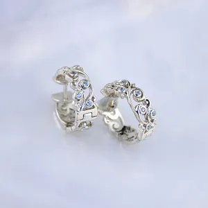 Ажурные серьги из белого золота с топазами (Вес: 10 гр.)