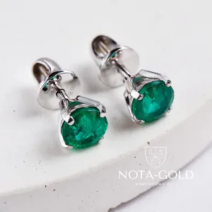 Серьги гвоздики из белого золота с изумрудами (Вес 3,5 гр.)