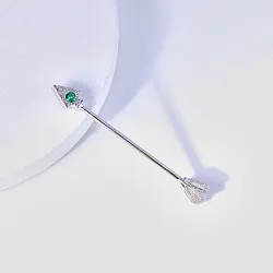 Серьга Стрела из белого золота с изумрудом (Вес 3 гр.)