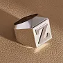 Мужское кольцо печатка Z из белого золота (Вес: 28,4 гр.)