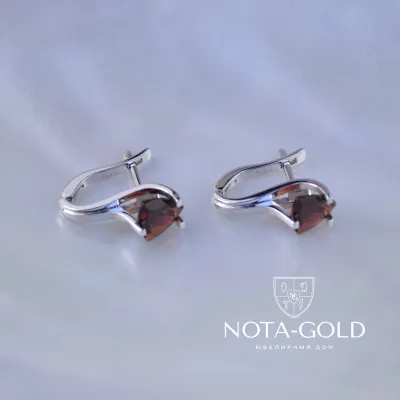 Женские серьги из белого золота с гранатами (Вес: 5 гр.)