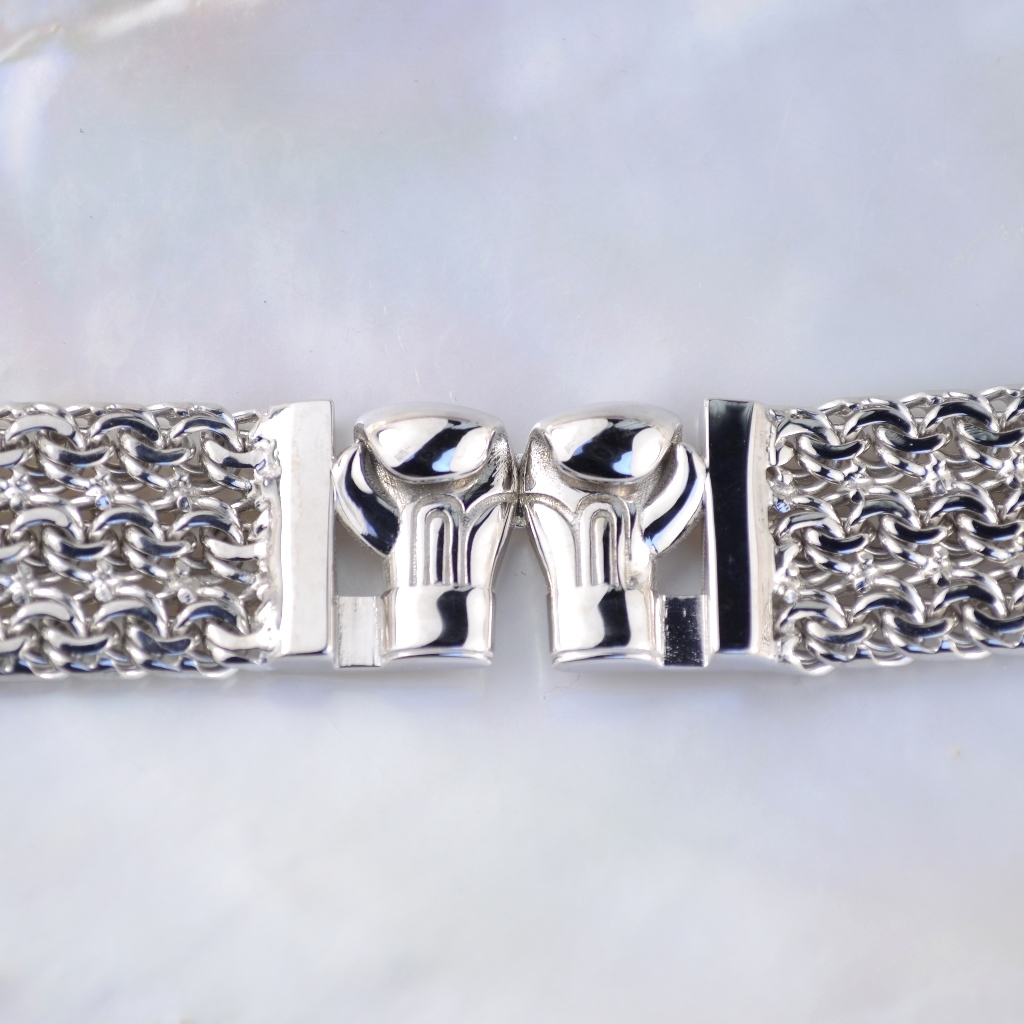Мужской браслет из серебра с боксёрскими перчатками плетение Тройной Бисмарк (цена за грамм)