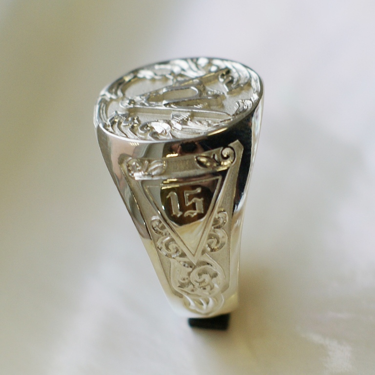 Мужское кольцо перстень с тайными масонскими символами (Вес: 20 гр.)