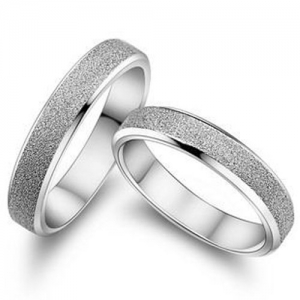 Обручальные кольца из платины  с фактурной поверхностью на заказ (Вес пары: 17 гр.)