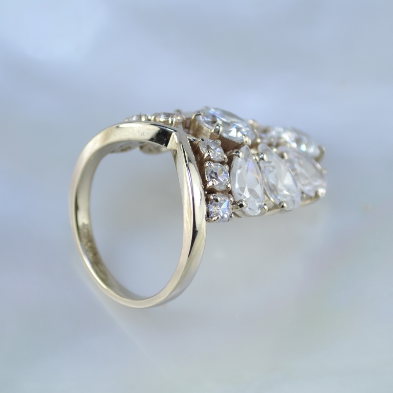 Кольцо на фалангу с муассанитами в виде короны из белого золота (Вес: 10 гр.)