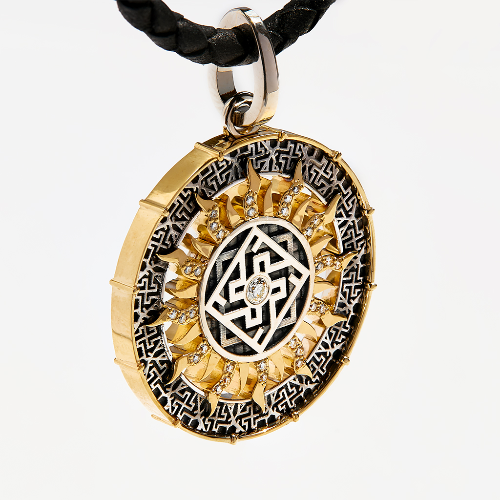 Славянский кулон - подвеска из золота с бриллиантами (Вес: 19 гр.)