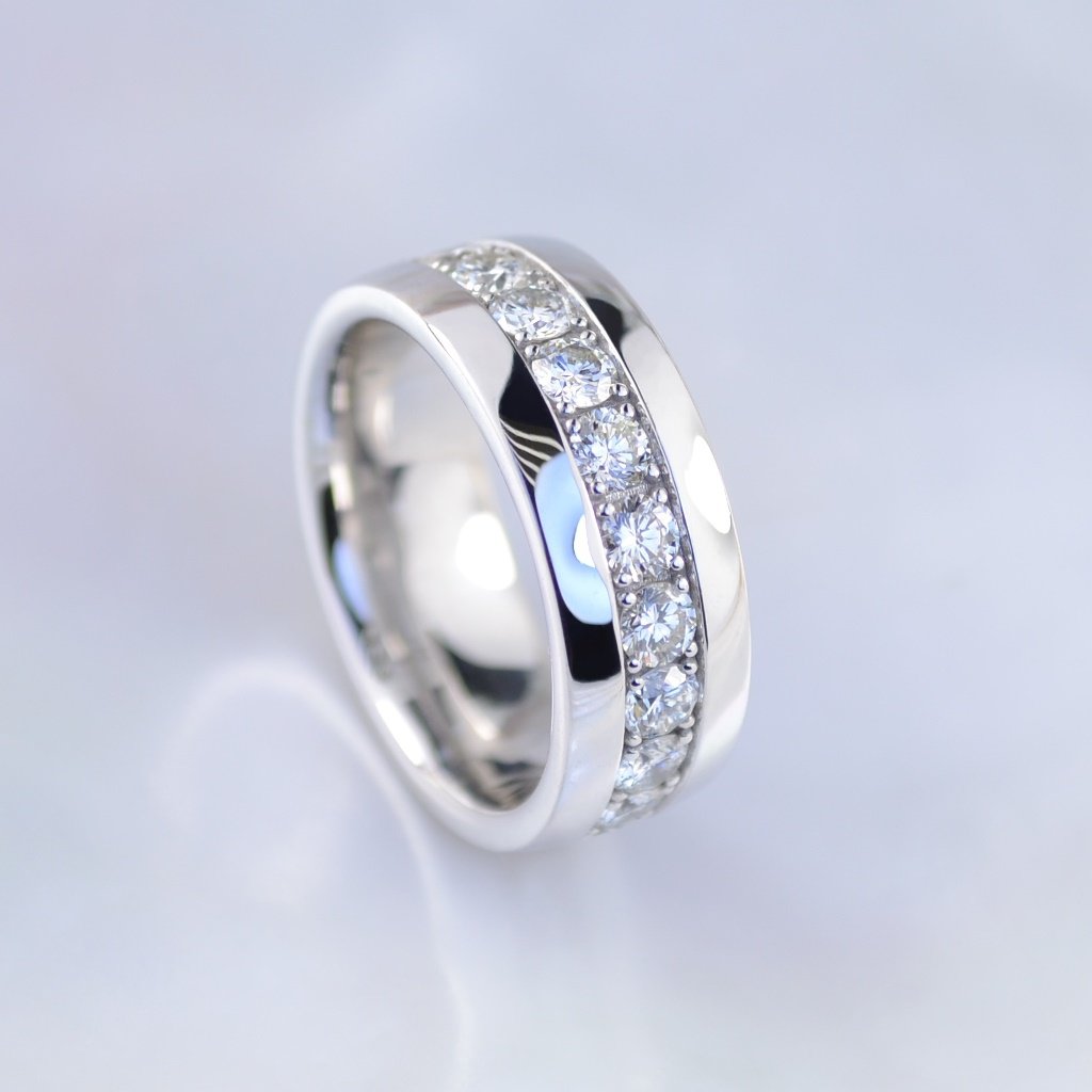 Женское помолвочное кольцо из белого золота с бриллиантами на заказ (Вес: 7,5 гр.)