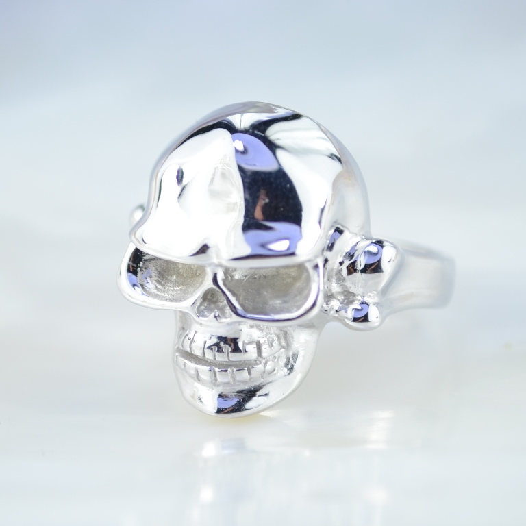 Серебряное мужское кольцо с черепом (Вес: 9,2 гр.)