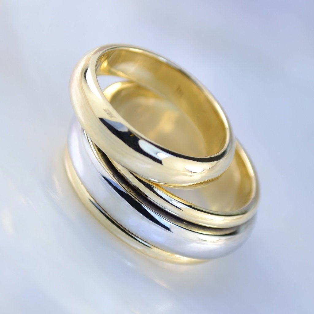 Классические обручальные кольца на заказ из жёлто-белого золота (Вес пары 22 гр.)