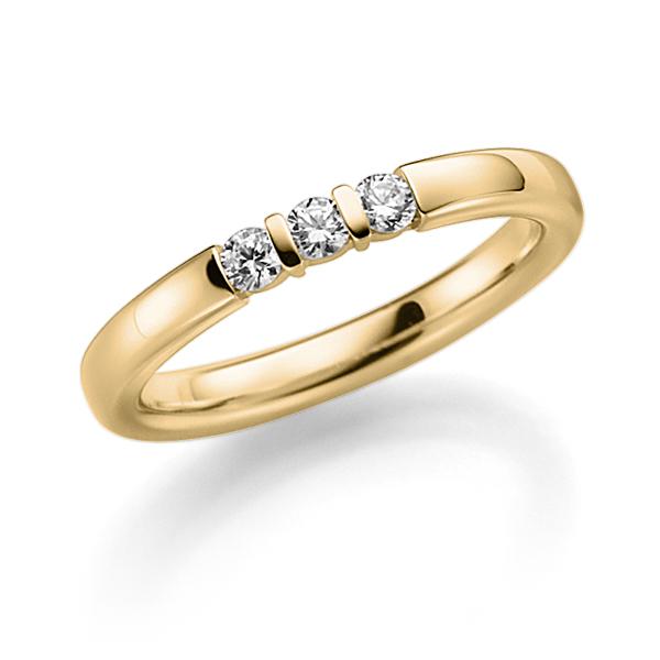 Женское кольцо из жёлтого золота с тремя бриллиантами 0,15 карат (Вес: 3,5 гр.)