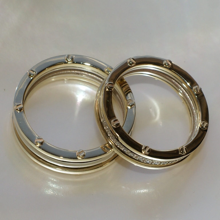 Парные эксклюзивные обручальные кольца с бриллиантами на заказ (Вес пары: 16 гр.)