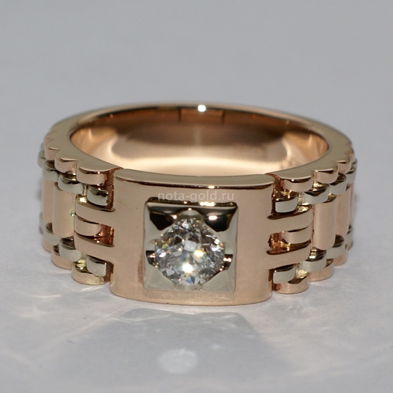Ювелирная мастерская Nota-Gold изготовила на заказ золотое мужское кольцо.