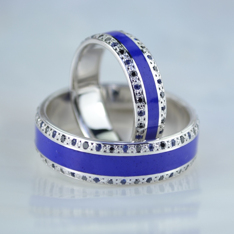 Обручальные кольца с синей эмалью, бриллиантами и сапфирами из белого золота (Вес 15 гр.)