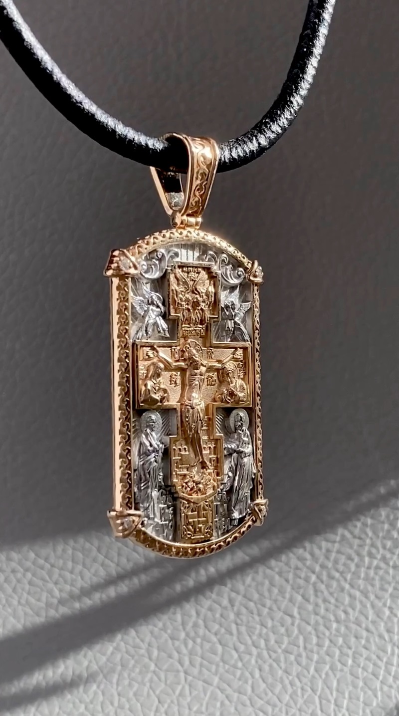 Золотой нательный православный крест жетон с ликами святых