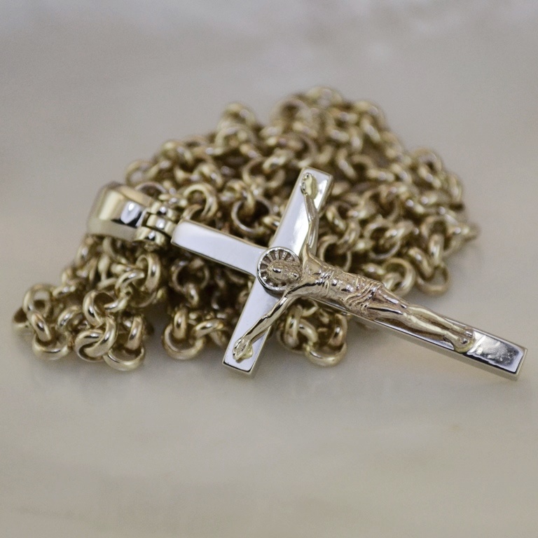Комплект Нательный крест из белого золота (Вес: 5 гр.) с золотой цепочкой плетения Французское (Вес: 40 гр.)