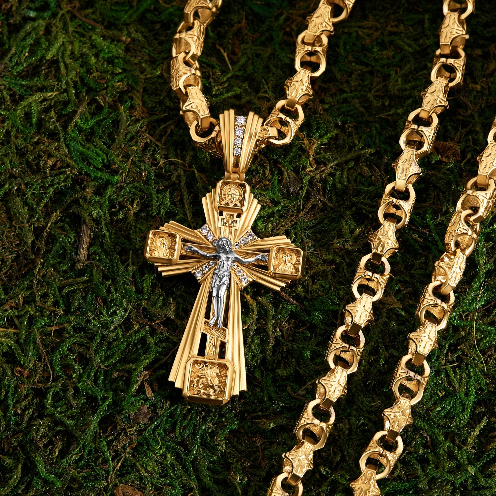 Мужской нательный золотой крест с бриллиантами
