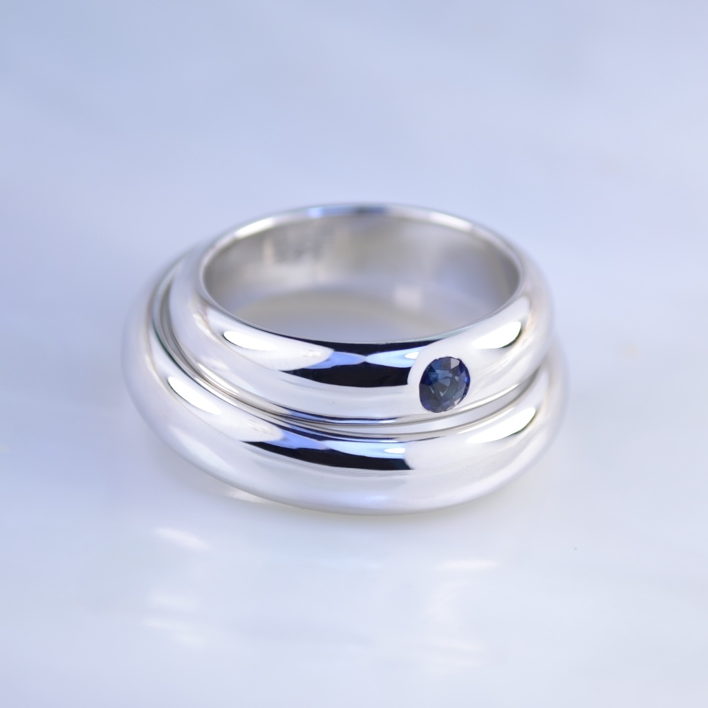 Классические обручальные кольца из белого золота с крупным сапфиром (Вес пары 13,5 гр.)