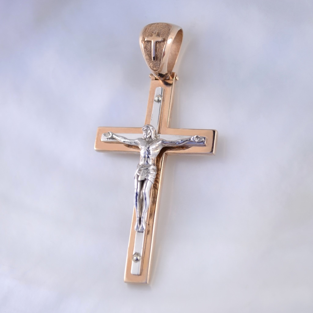 Нательный крест из красно-белого золота Спаси и сохрани с распятием (Вес 3 гр.)