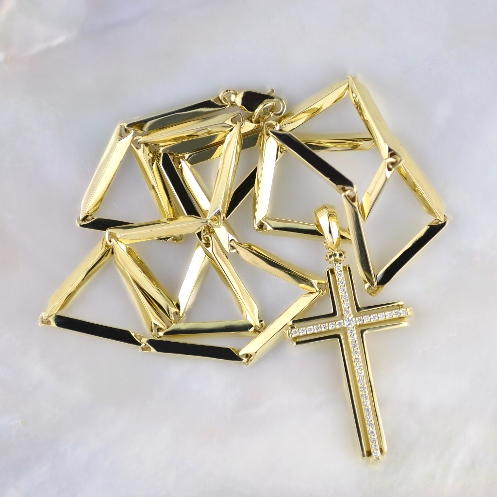 Православный крест из жёлтого золота с бриллиантами на цепочке плетение Санрэй (Вес: 31 гр.)