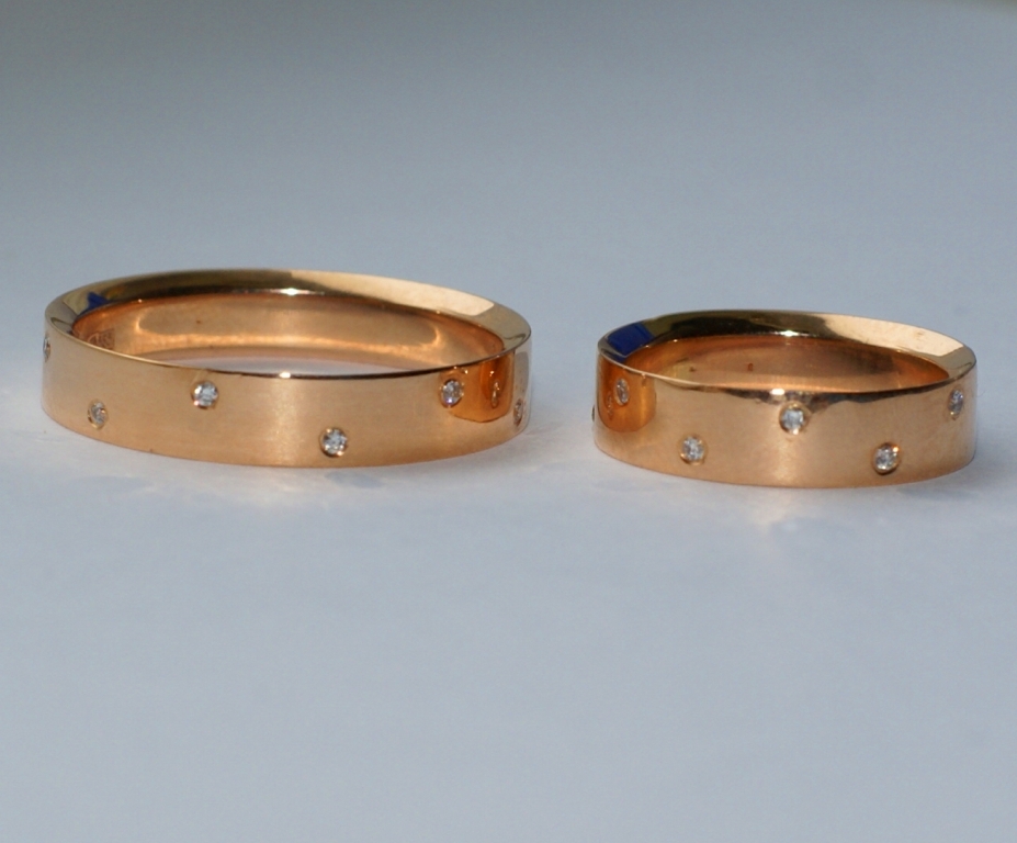 Обручальные кольца на заказ с бриллиантами (Вес пары: 9,5 гр.)