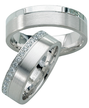 Обручальные кольца на заказ гладкие прямоугольные с бриллиантами из белого золота (Вес пары: 12 гр.)