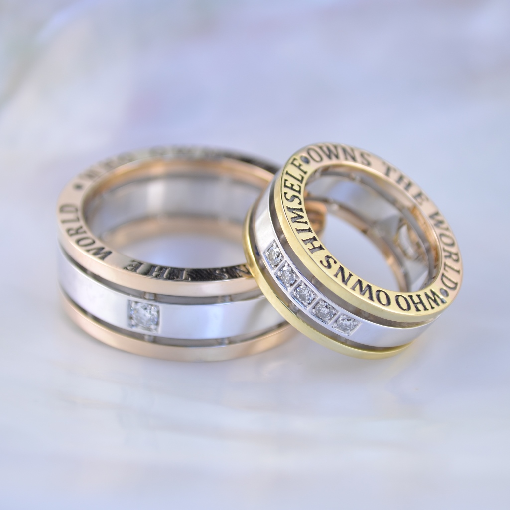 Обручальные кольца из трёх видов золота с бриллиантами и гравировкой (Вес пары 40 гр.)