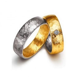Обручальные кольца на заказ с бриллиантом (Вес пары: 10 гр.)