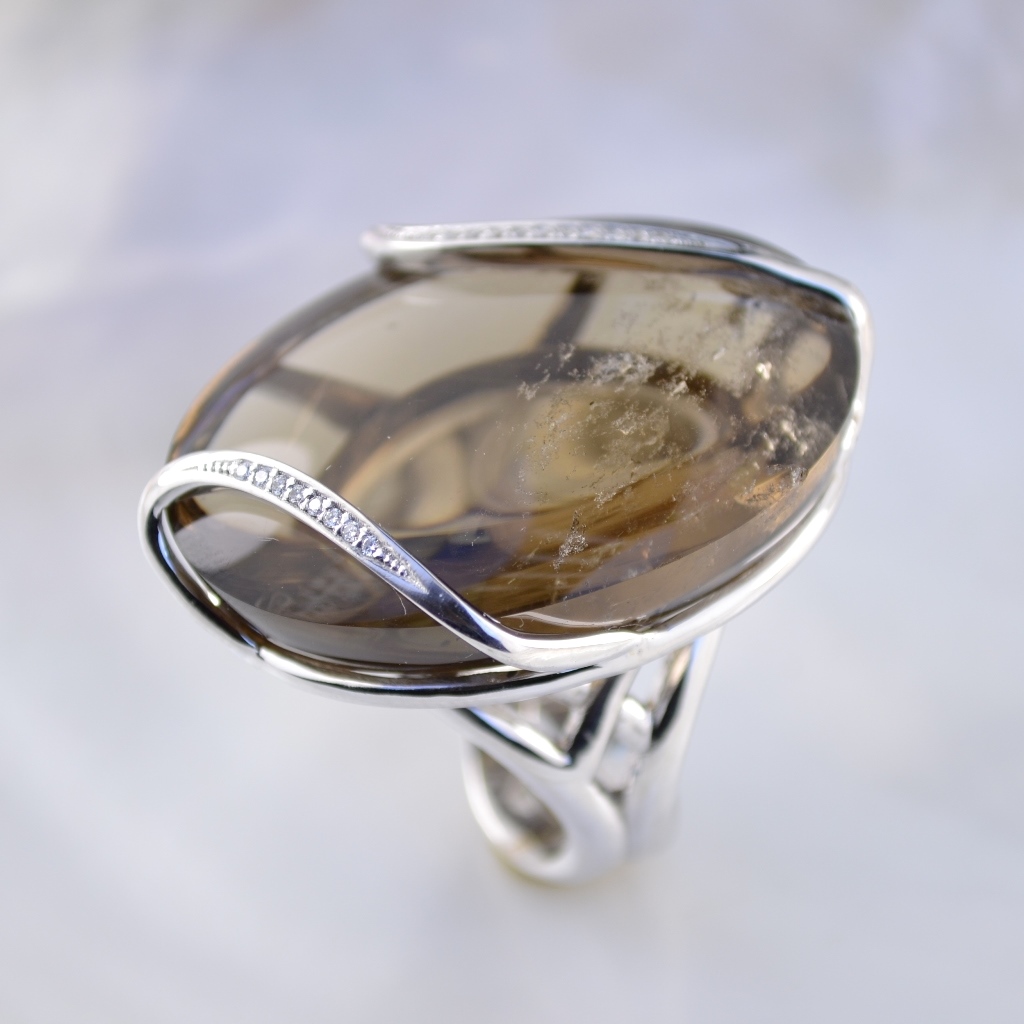 Кольцо из белого золота с большим камнем Клиента (Вес: 30,5 гр.)