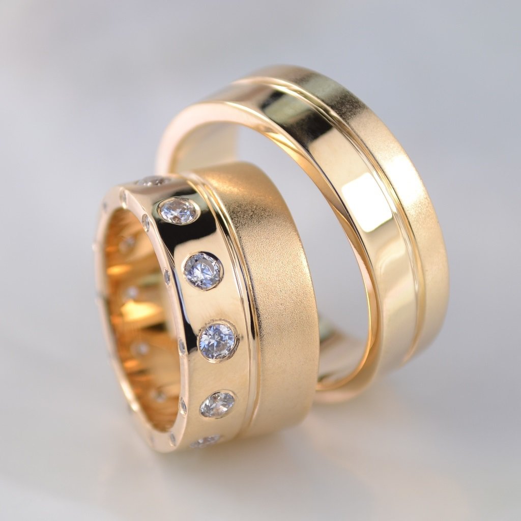 Широкие обручальные кольца из жёлтого золота с матовой поверхностью (Вес пары:22 гр.)