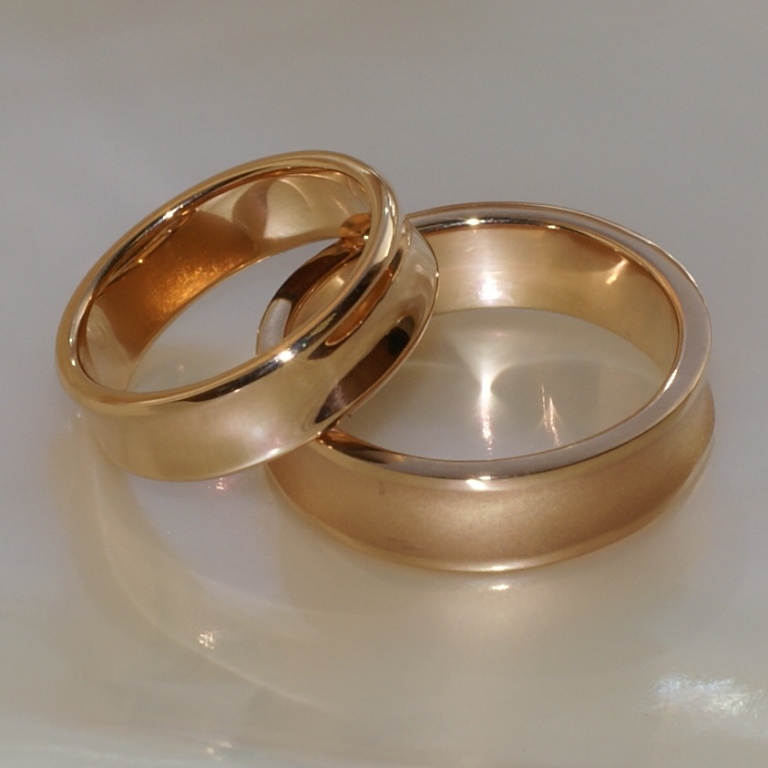 Обручальные кольца вогнутые с матовой поверхностью (Вес пары: 16 гр.)