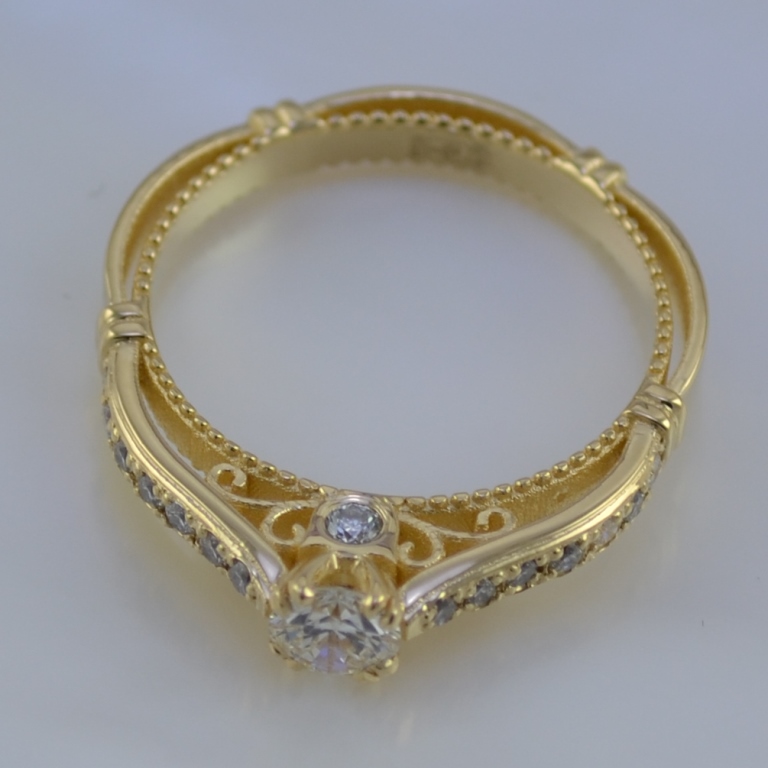 Помолвочное кольцо с бриллиантами 0,43 карат (Вес: 5 гр.)