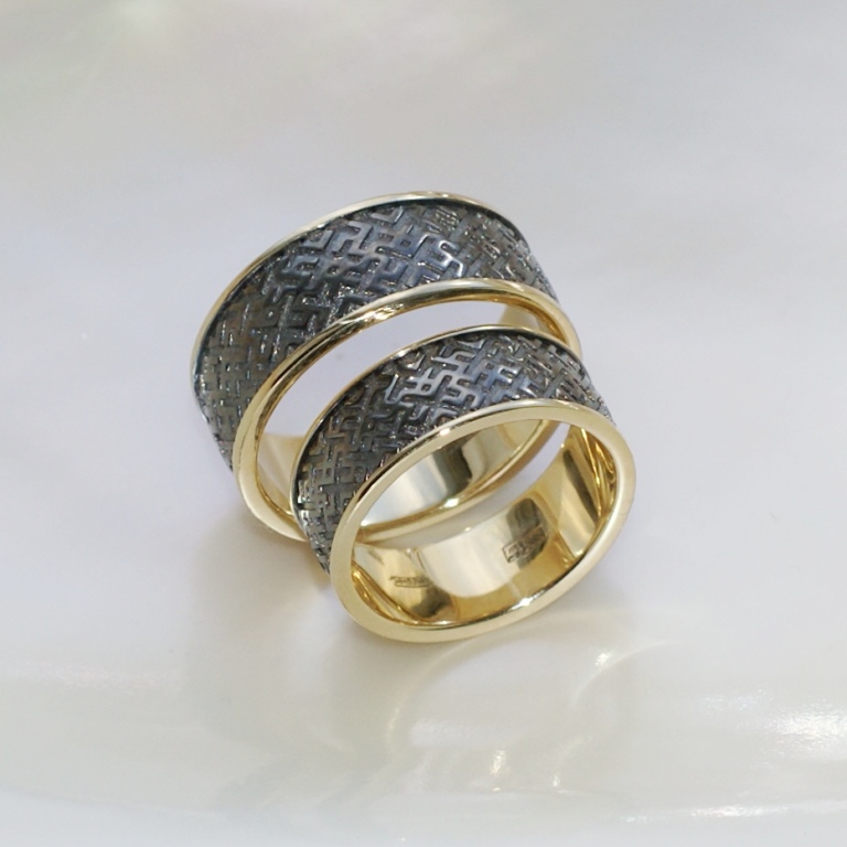 Обручальные кольца с чернением со славянскими символами на заказ (Вес пары: 18 гр.)