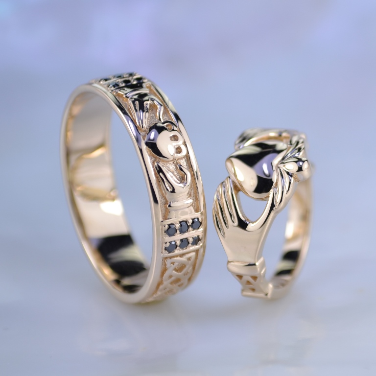 Ирландские кладдахские кольца из красного золота мужское с чёрными бриллиантами (Вес пары: 11 гр.)