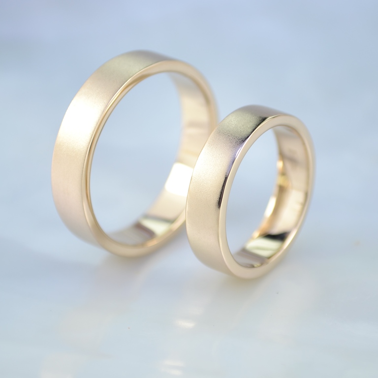 Плоские обручальные кольца классические с матовой поверхностью (Вес пары: 12 гр.)