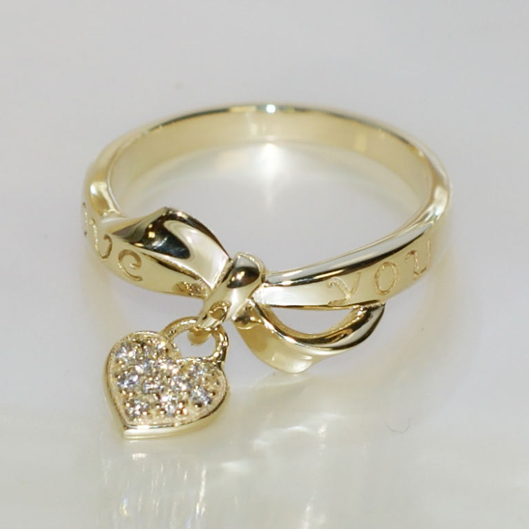 Кольцо love you с сердечком и бантиком с бриллиантами 0,15 карат на заказ (Вес: 3,5 гр.)