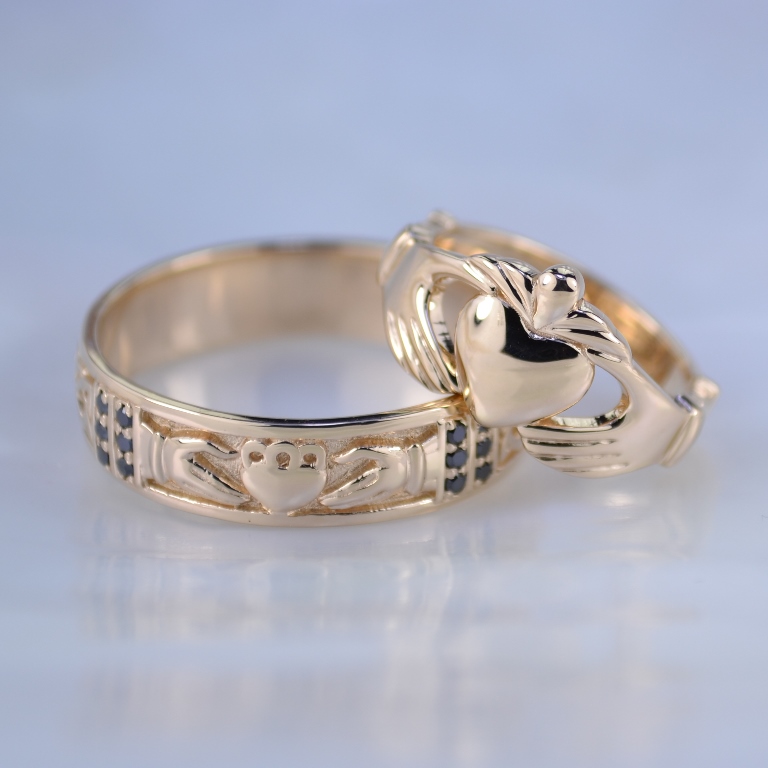 Ирландские кладдахские кольца из красного золота мужское с чёрными бриллиантами (Вес пары: 11 гр.)
